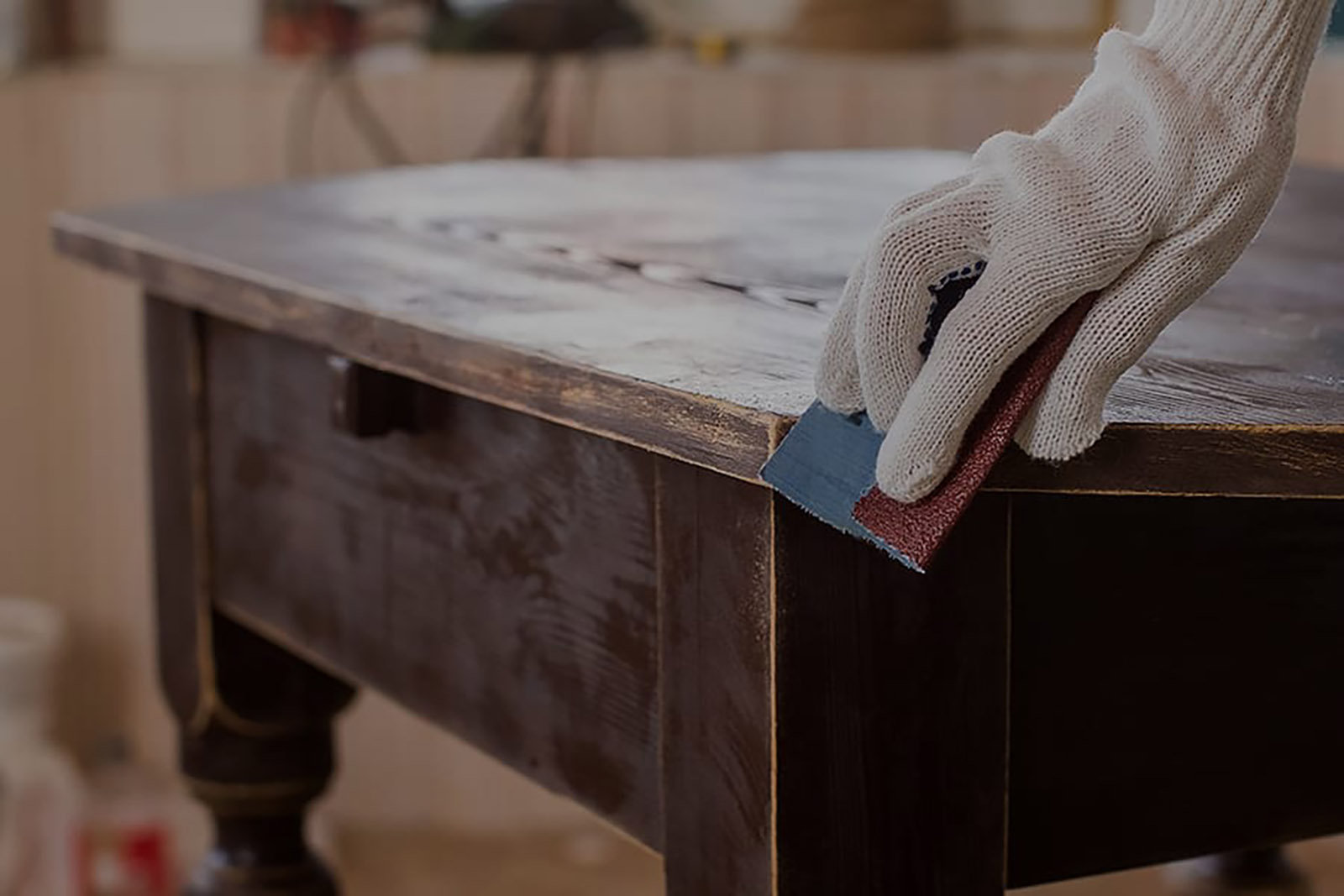 Restauro mobili/legno e zona rossa: il cliente può andare dall'azienda che ha eseguito il lavoro?