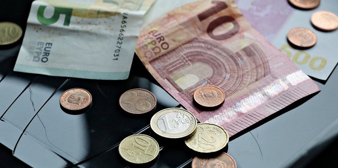 I bandi dei Comuni di Gallarate e Varese: aiuti alle imprese dentro e fuori il Distretto del Commercio