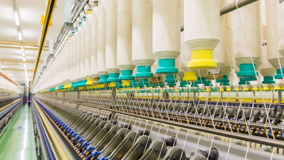 Consumi a -19%, Pil a +4,9% e il tessile che crede nella ripresa. Ecco come si può ripartire