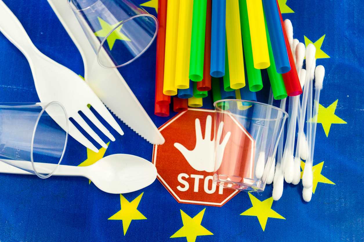 Plastica monouso: dal 14 gennaio 2022 scatta il divieto