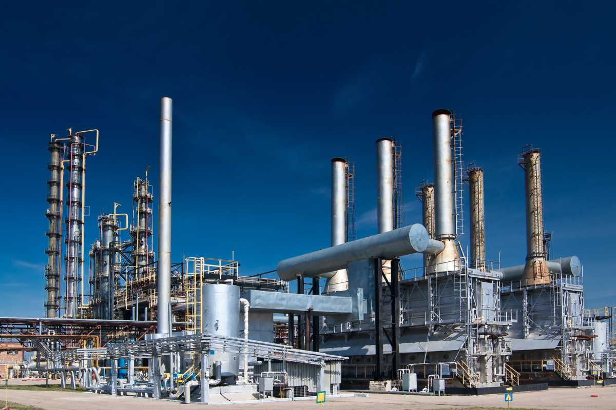 Imprese alla canna del gas: prezzi calmierati o si chiude. Negli appalti si fa come in Francia