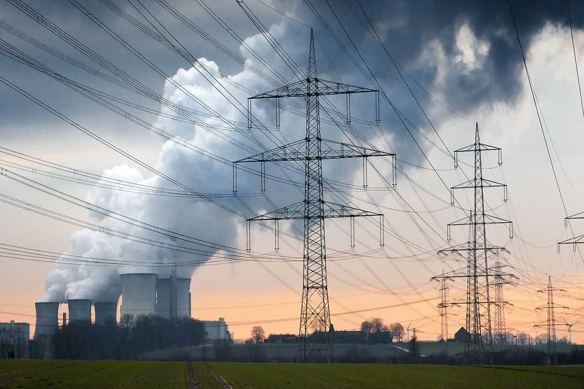 Chi inquina paga, ma le bollette europee le pagano le Pmi italiane. Poi, rivoluzione su Tari e green
