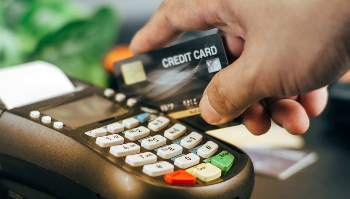Dal 30 giugno 2022, doppia multa per chi rifiuta carte e bancomat