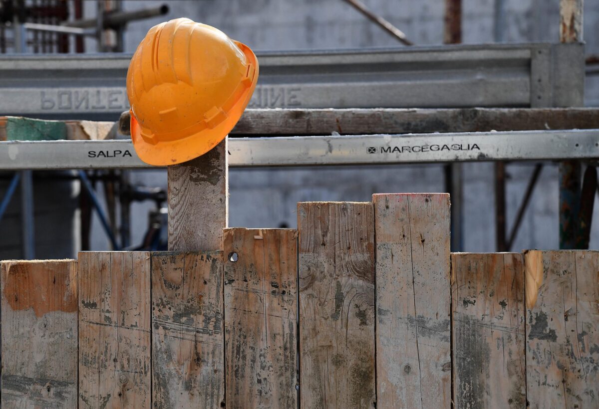 SUPERBONUS – Confartigianato: «Senza proroga per i condomini rischio chiusura per 25mila cantieri»