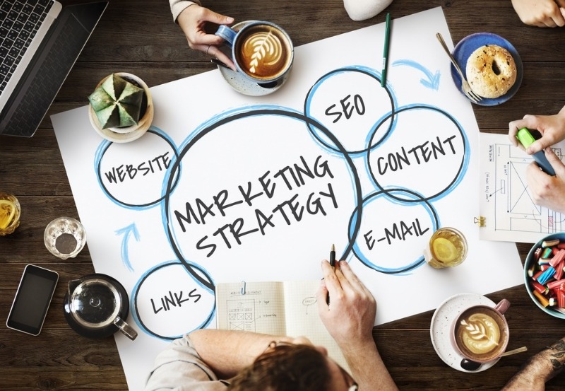 Il marketing è per tutti. Ma per farlo bene bisogna innamorarsi del problema e creare valore. Ascolta il podcast