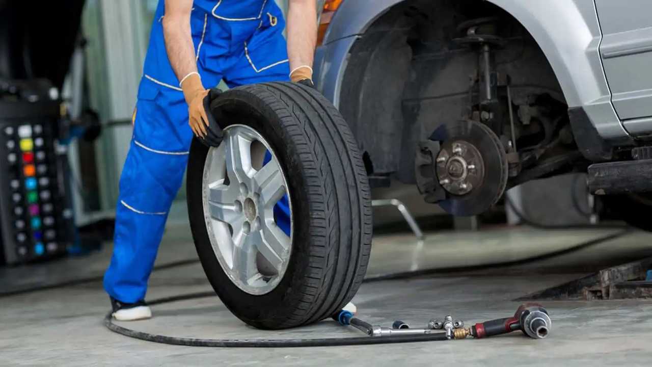 Cambio gomme: dal 15 aprile 2024 si passa a quelle estive