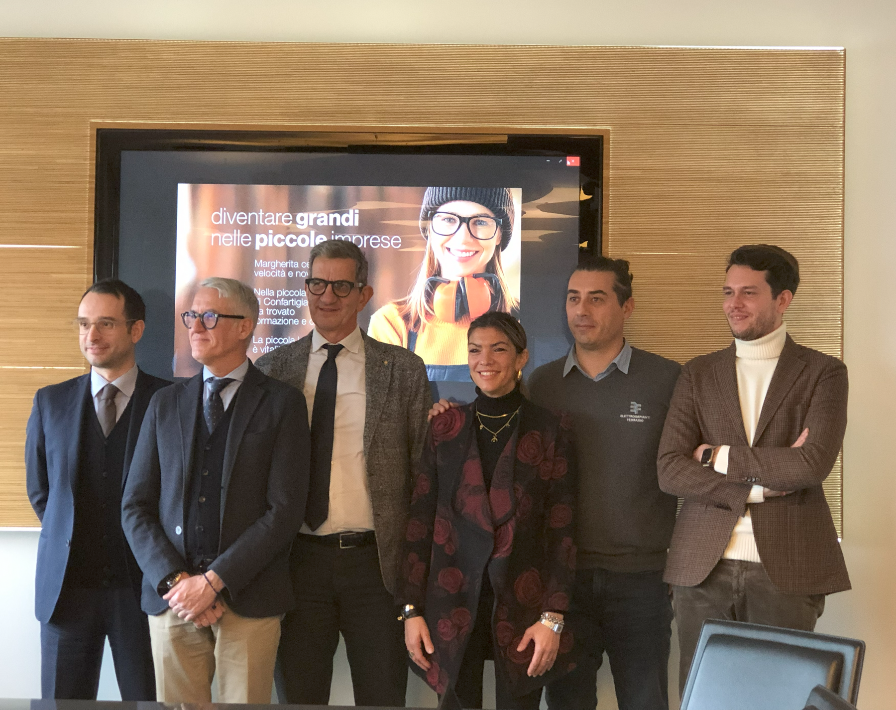 Conferenza stampa diventare grandi nelle piccole imprese