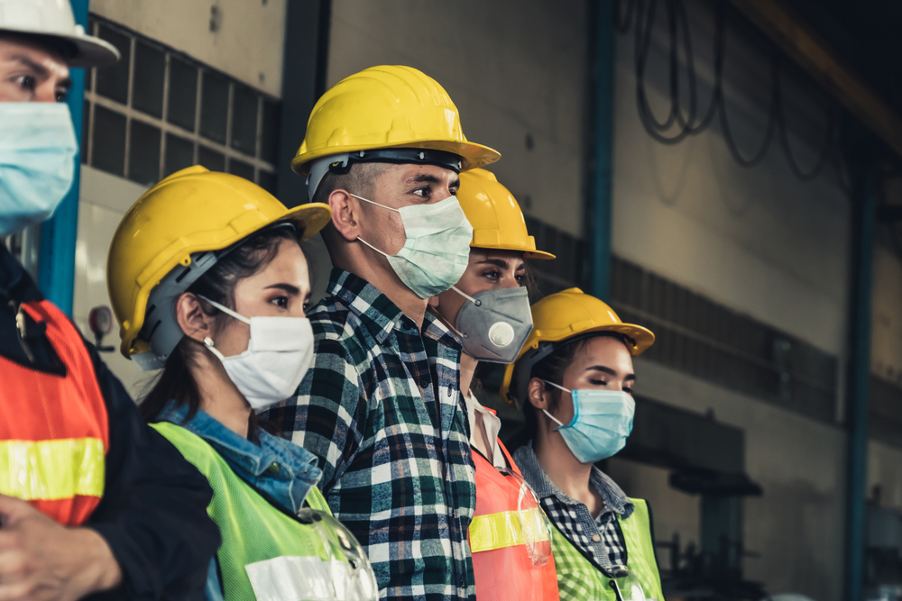 Non colpite chi chiede solo di lavorare. Controlli, norme chiare e buonsenso contro il Covid