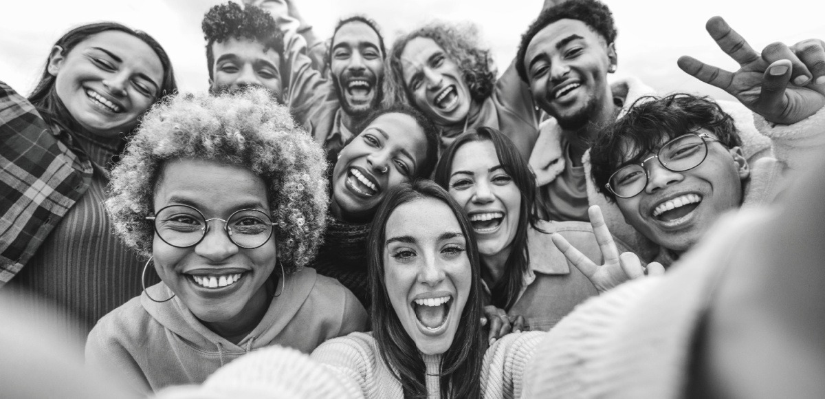 Cresce l’occupazione giovanile: in tre anni +462 mila under 35. Ma c’è un paradosso