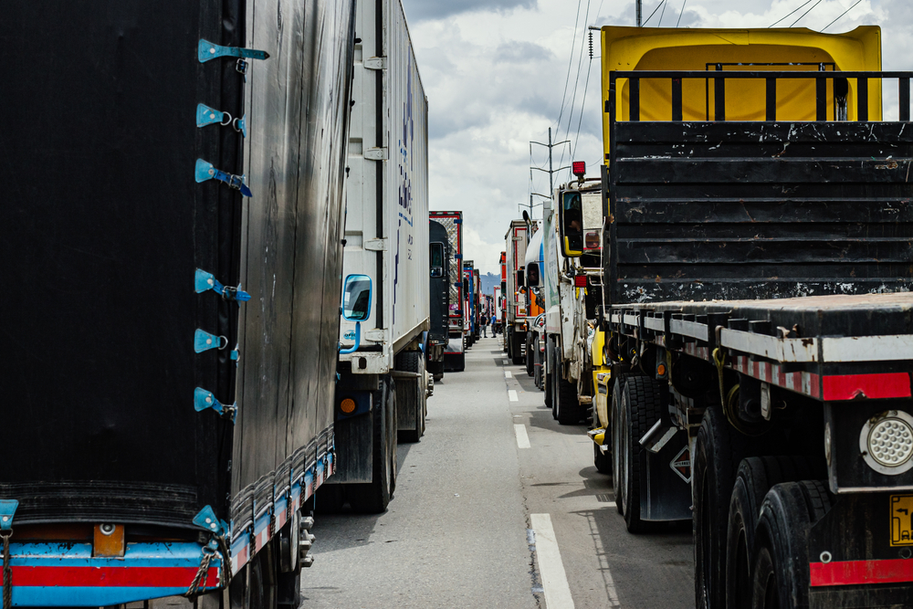 Divieti di circolazione 2026 per i mezzi pesanti: ecco cosa cambia e quando fermarsi